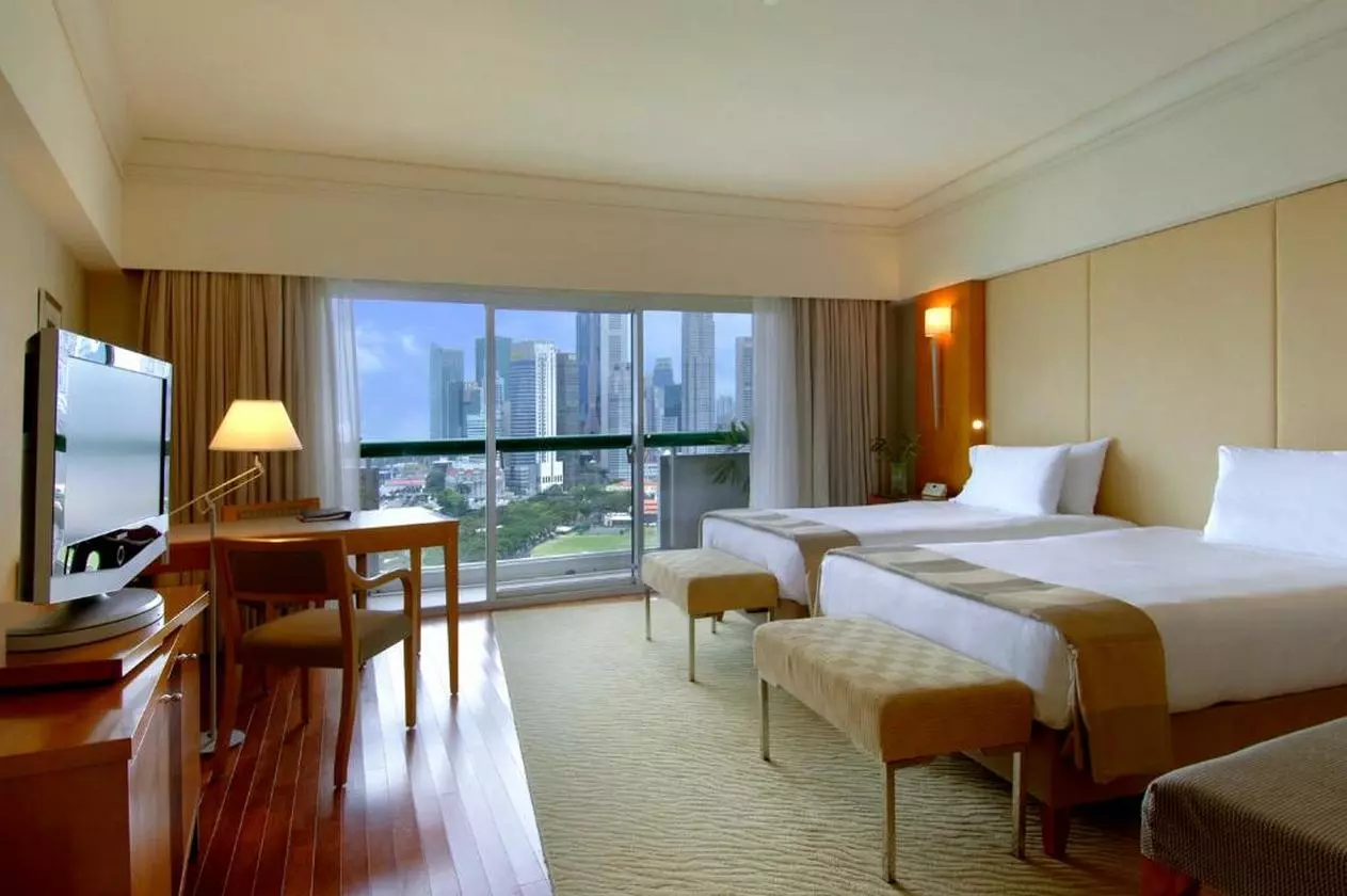 FAIRMONT_SHABAVIZPARVAZ (12).jpg